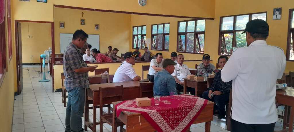 Ada Bau Tidak Sedap Dalam Penjaringan Perangkat Di Kecamatan Gerih, Masyarakat&nbsp;Bereaksi